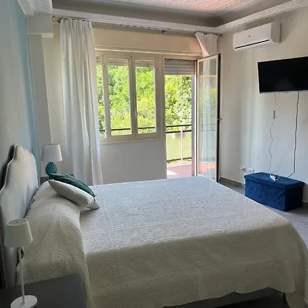 Dante284 Suites&rooms Bed & Breakfast